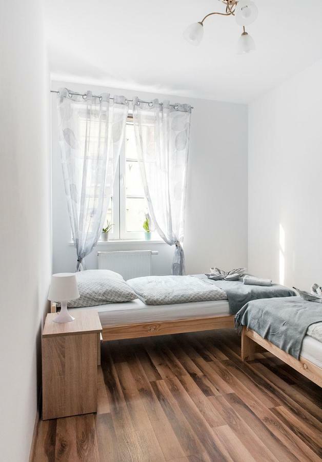 クウォツコApartament Na Wyspie Piasekアパートメント エクステリア 写真